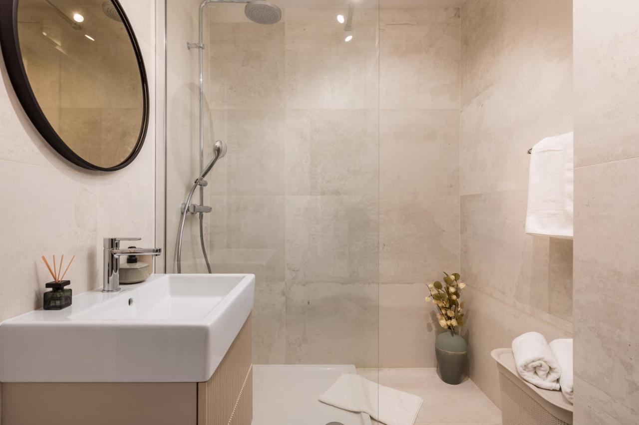 Abau Residence Apartment- 50M To The Sea Опатия Экстерьер фото